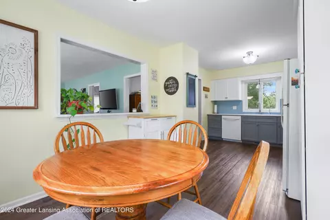 Dining - 438 E Washington St, Dimondale, MI 48821 photo 3 of 3