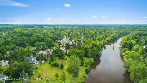 View/Area - 438 E Washington St, Dimondale, MI 48821 photo 11 of 12