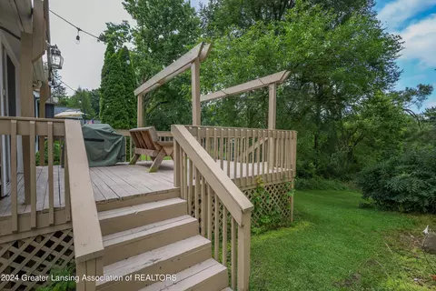Exterior - 438 E Washington St, Dimondale, MI 48821 photo 4 of 5