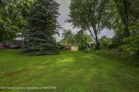 Exterior - 438 E Washington St, Dimondale, MI 48821 photo 5 of 5