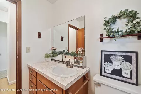 Bath - 980 W Buchanan Rd, Ithaca, MI 48847 photo 3 of 3