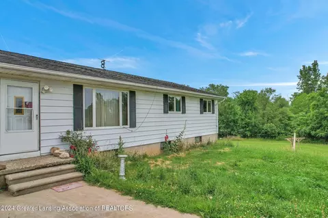 451 W West Street St, Vermontville, MI 49096