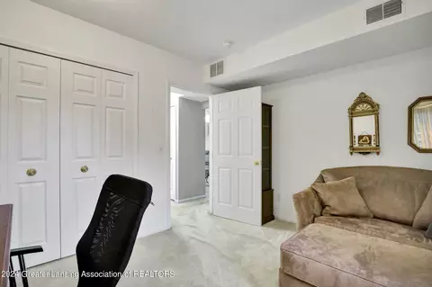 918 Oakbrook Dr, Jackson, MI 49203 photo 11