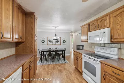 6829 Winegar Rd, Perry, MI 48872 photo 13