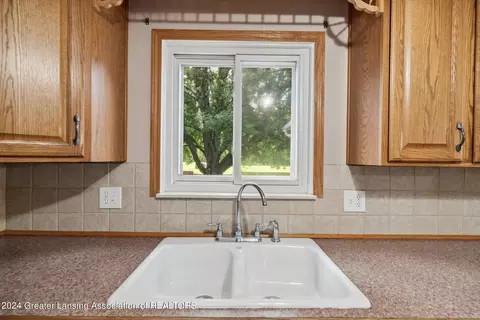6829 Winegar Rd, Perry, MI 48872 photo 12