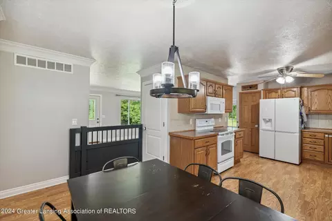 6829 Winegar Rd, Perry, MI 48872 photo 17