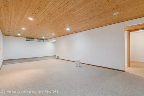 1189 Sunview Dr, Saint Johns, MI 48879 photo 20