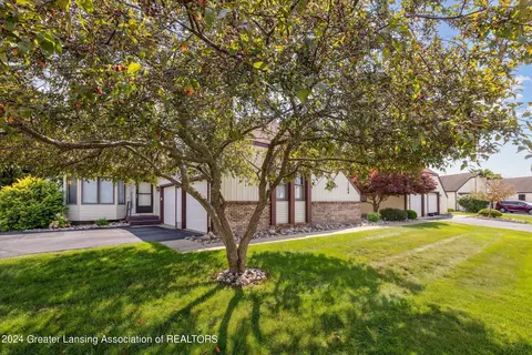 1189 Sunview Dr, Saint Johns, MI 48879 photo 34