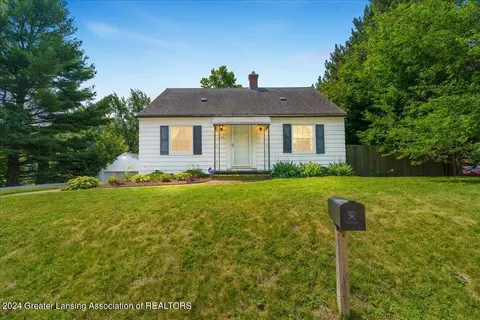 532 E Northrup St, Lansing, MI 48911