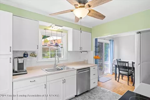 Kitchen - 532 E Northrup St, Lansing, MI 48911 photo 2 of 2