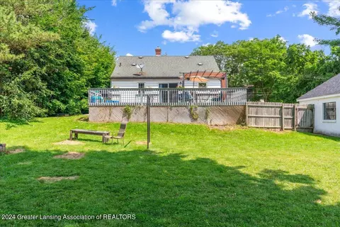 Exterior - 532 E Northrup St, Lansing, MI 48911 photo 6 of 6