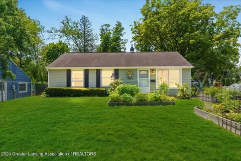 3017 W Willow St, Lansing, MI 48917