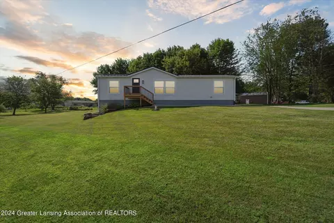 7027 Mcdonald Rd, Olivet, MI 49076