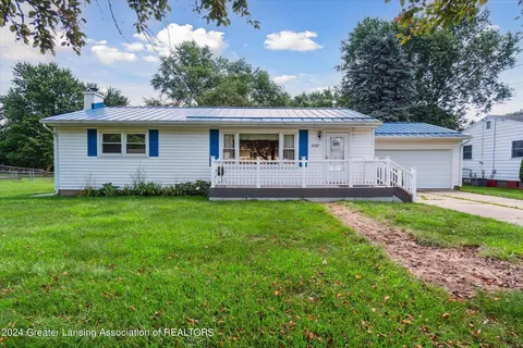 2704 Frank St, Lansing, MI 48911