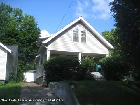 1020 Shepard St, Lansing, MI 48912