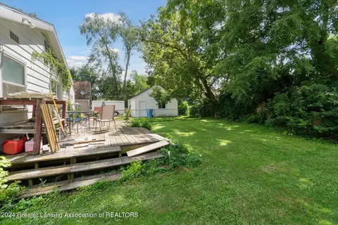 644 E Willard Ave, Lansing, MI 48910 photo 10