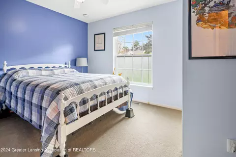 Bedroom - 465 Fox Run Ct, Williamston, MI 48895 photo 3 of 4