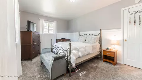Bedroom - 505 Maple, Grand Ledge, MI 48837 photo 1 of 4