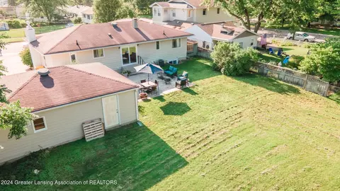 View/Area - 505 Maple, Grand Ledge, MI 48837 photo 1 of 3