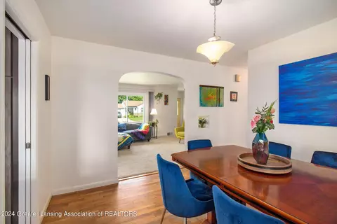 Dining - 2131 Bruce Ave, Lansing, MI 48915 photo 1 of 2