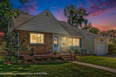 Exterior - 2131 Bruce Ave, Lansing, MI 48915 photo 2 of 4