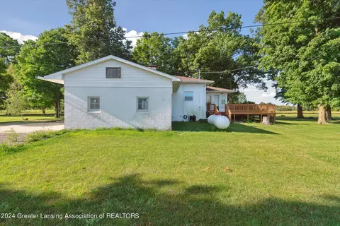 Exterior - 4817 E Walker Rd, Saint Johns, MI 48879 photo 9 of 13