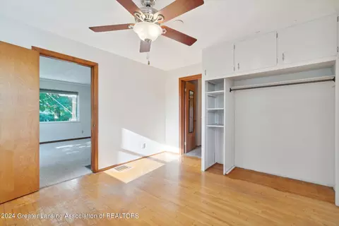 Bedroom - 4817 E Walker Rd, Saint Johns, MI 48879 photo 4 of 6