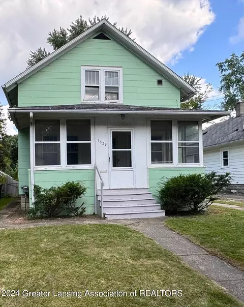 1829 S Rundle Ave, Lansing, MI 48910