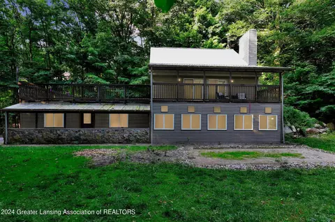 5395 Morrison Lake Rd, Saranac, MI 48881