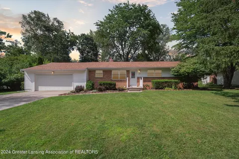 2380 Kewanee Way, Okemos, MI 48864