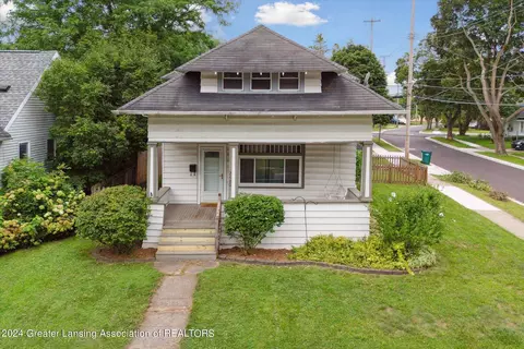 2400 Strathmore Rd, Lansing, MI 48910