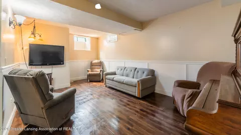 Living - 13282 S Hinman Rd, Eagle, MI 48822 photo 5 of 5