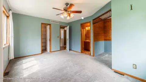 Bedroom - 13282 S Hinman Rd, Eagle, MI 48822 photo 1 of 9