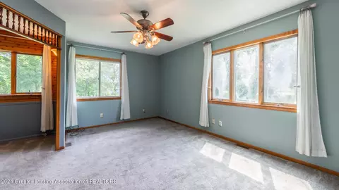 Bedroom - 13282 S Hinman Rd, Eagle, MI 48822 photo 2 of 9