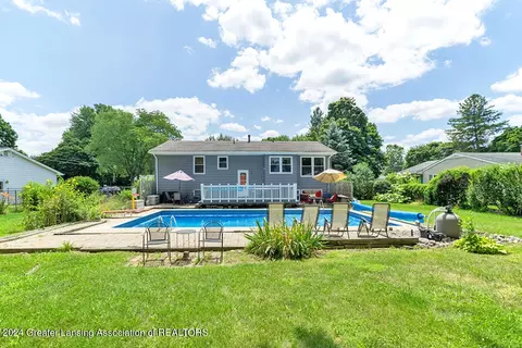 Exterior - 1208 Alpine Dr, Dewitt, MI 48820 photo 6 of 6