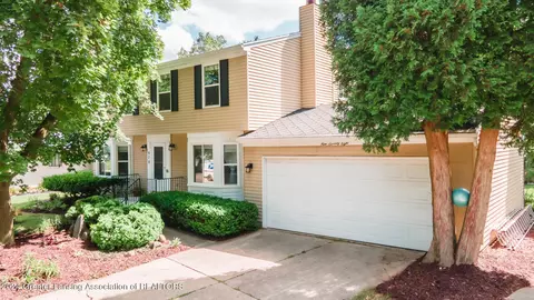 978 Crimson Ct, East Lansing, MI 48823