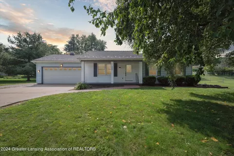 1249 Brentwood Rd, Charlotte, MI 48813