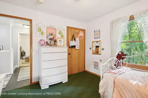 Bedroom - 227 Engle Dr, Olivet, MI 49076 photo 4 of 8