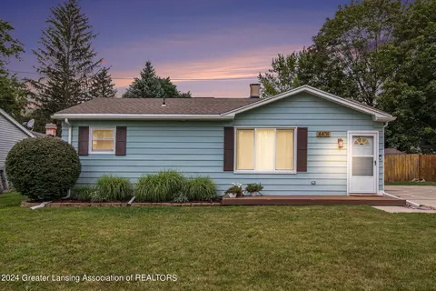 4406 Willesdon Ave, Holt, MI 48842