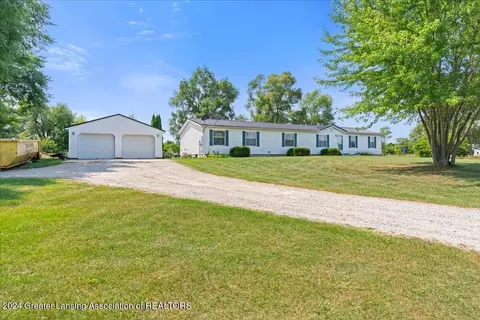 3287 W Gratiot County Line Rd, Saint Johns, MI 48879