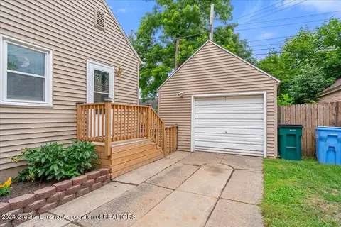 Exterior - 2111 Devonshire Ave, Lansing, MI 48910 photo 4 of 5