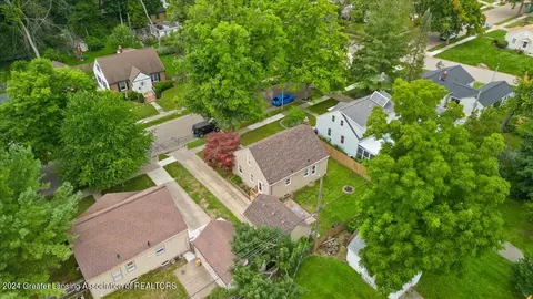 View/Area - 2111 Devonshire Ave, Lansing, MI 48910 photo 5 of 8