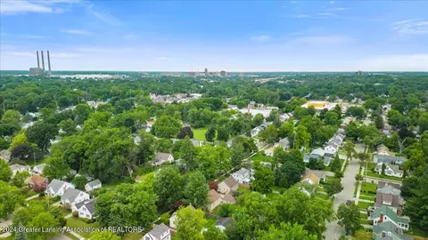 View/Area - 2111 Devonshire Ave, Lansing, MI 48910 photo 8 of 8
