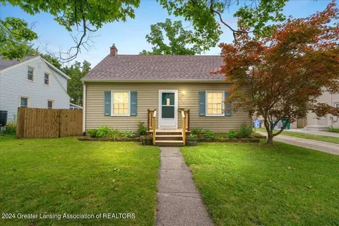 2111 Devonshire Ave, Lansing, MI 48910
