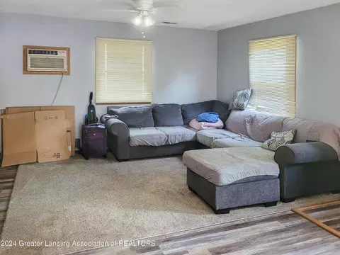121 E Pearl St, Ovid, MI 48866 photo 5