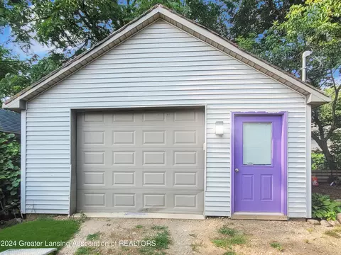 121 E Pearl St, Ovid, MI 48866 photo 2