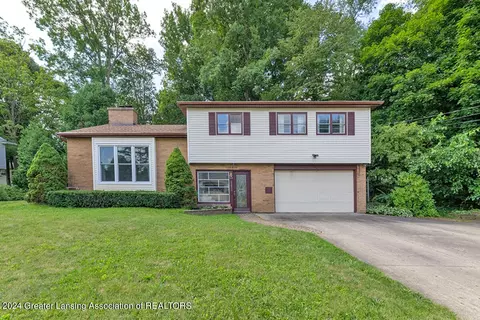 4353 Lee St, Holt, MI 48842
