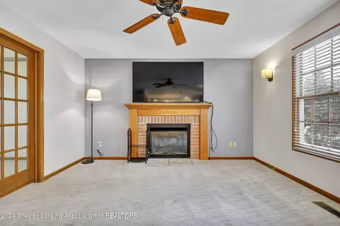 355 Crosswind Dr, Dimondale, MI 48821 photo 20