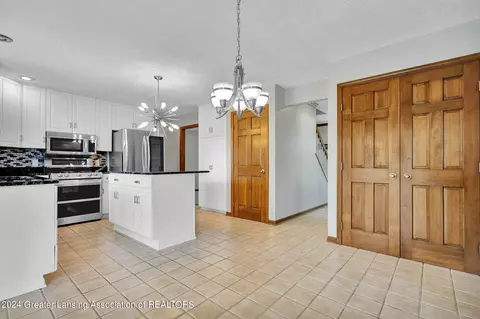 355 Crosswind Dr, Dimondale, MI 48821 photo 24