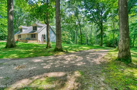 3400 Steinacker Rd, Howell, MI 48855